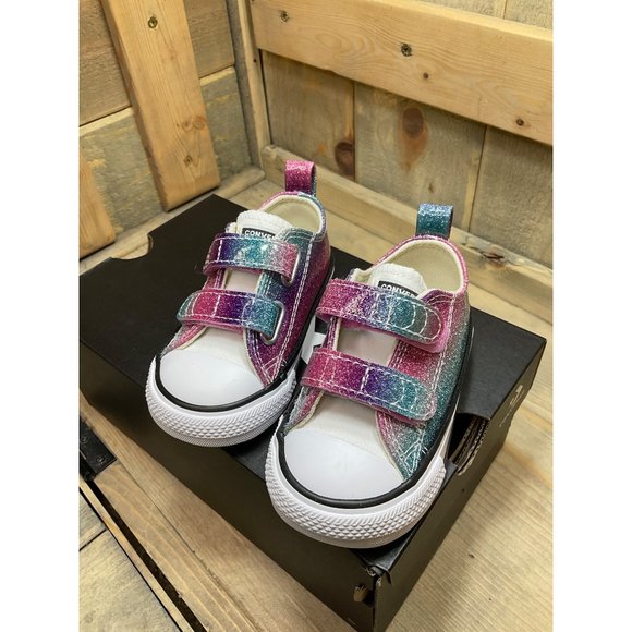 Converse Infant CTAS OX 2V AC Glitter Sneaker Size 4 Style A00391C New - Picture 6 of 8